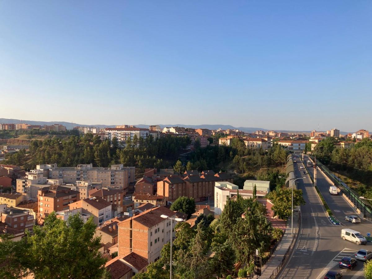 Teruelhome IV Atico Con Vistas Y Aparcamiento En El Centro ภายนอก รูปภาพ