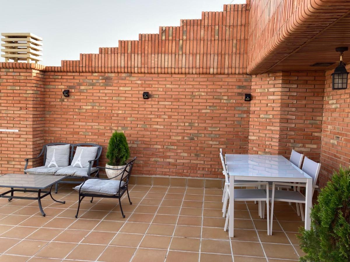 Teruelhome IV Atico Con Vistas Y Aparcamiento En El Centro ภายนอก รูปภาพ